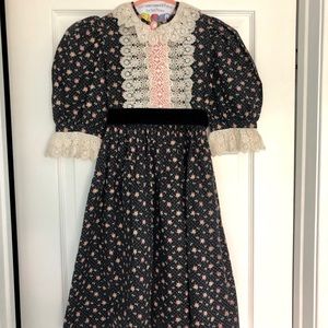 Girls dress